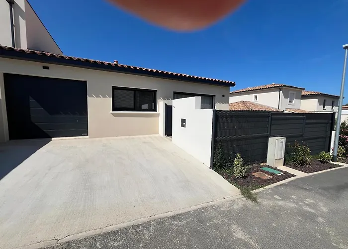 Maison Quartier La Campane 빌라 *